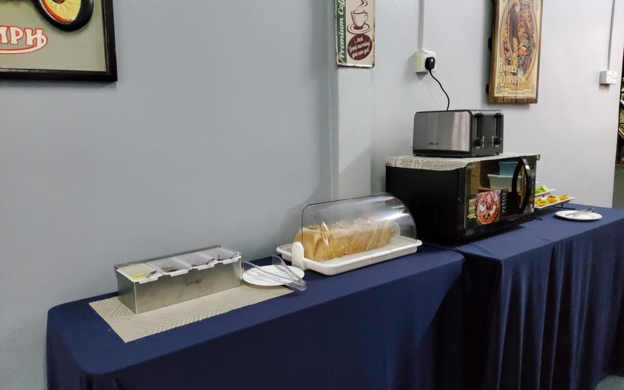 Pd Guesthouse ポートディクソン エクステリア 写真