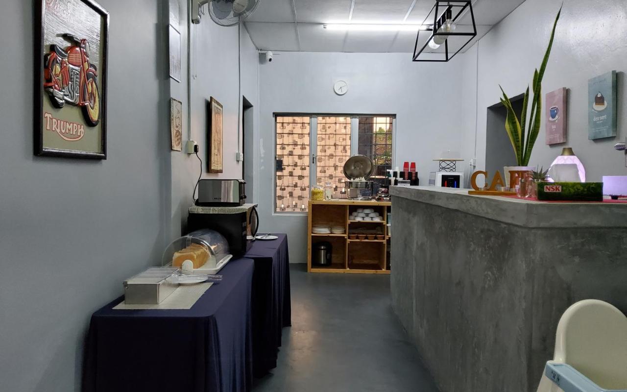 Pd Guesthouse ポートディクソン エクステリア 写真